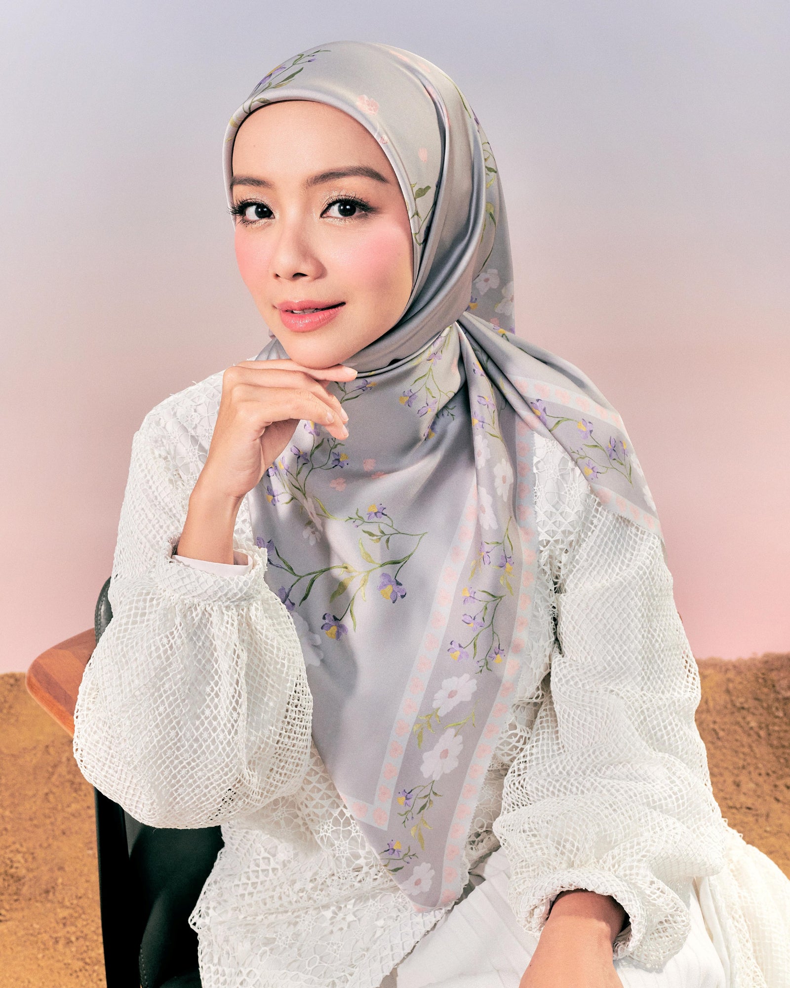 Primrose Square - Grey