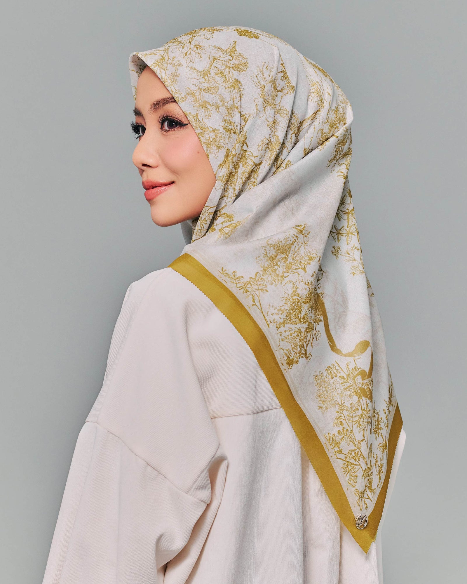 Enchanted Forest Square - Golden Olive