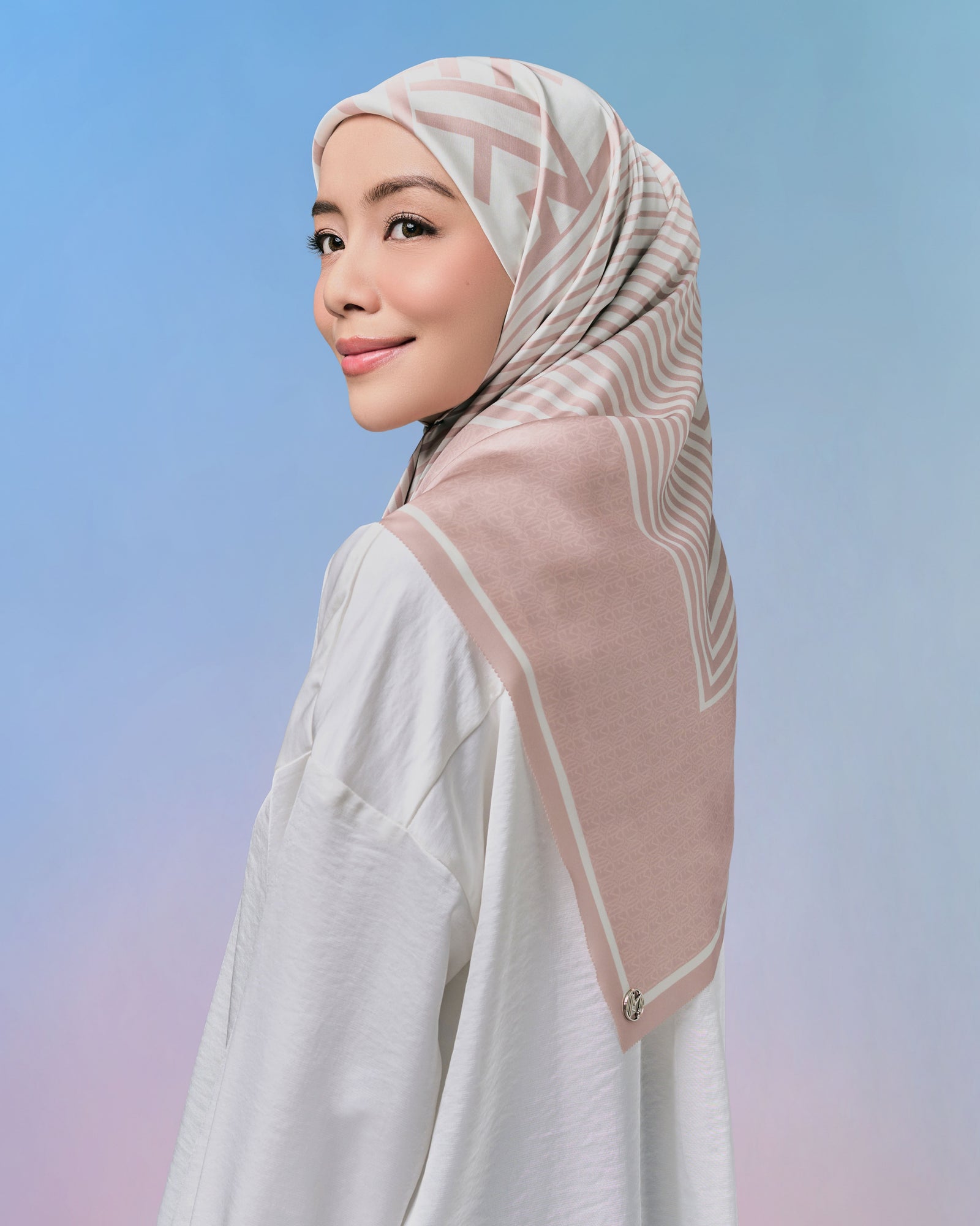 MF Collection Square - Hazelnut