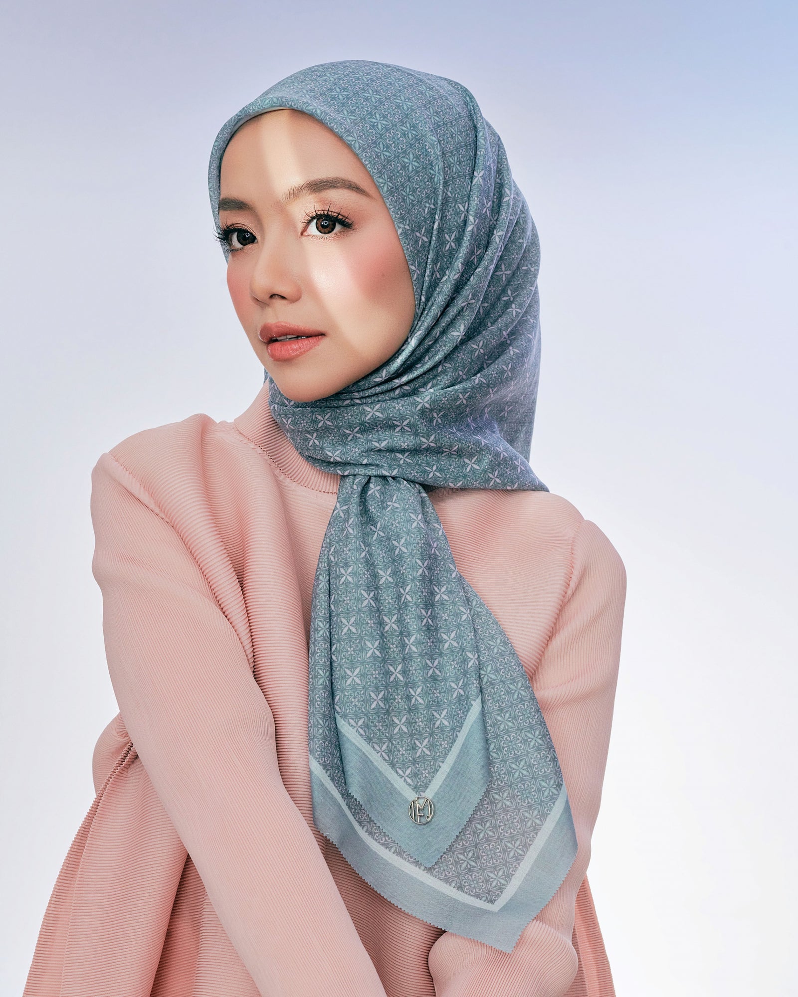 Nour Voile Square - Dark Forest