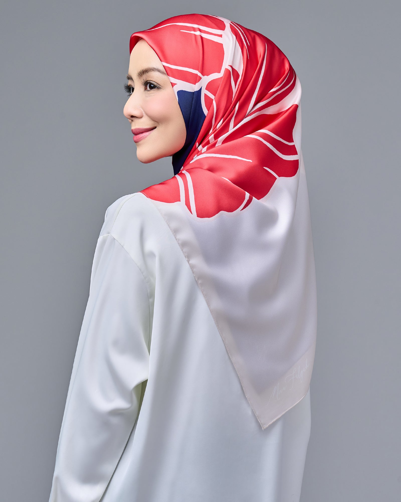 Semarak Satin Square - Biru Putih