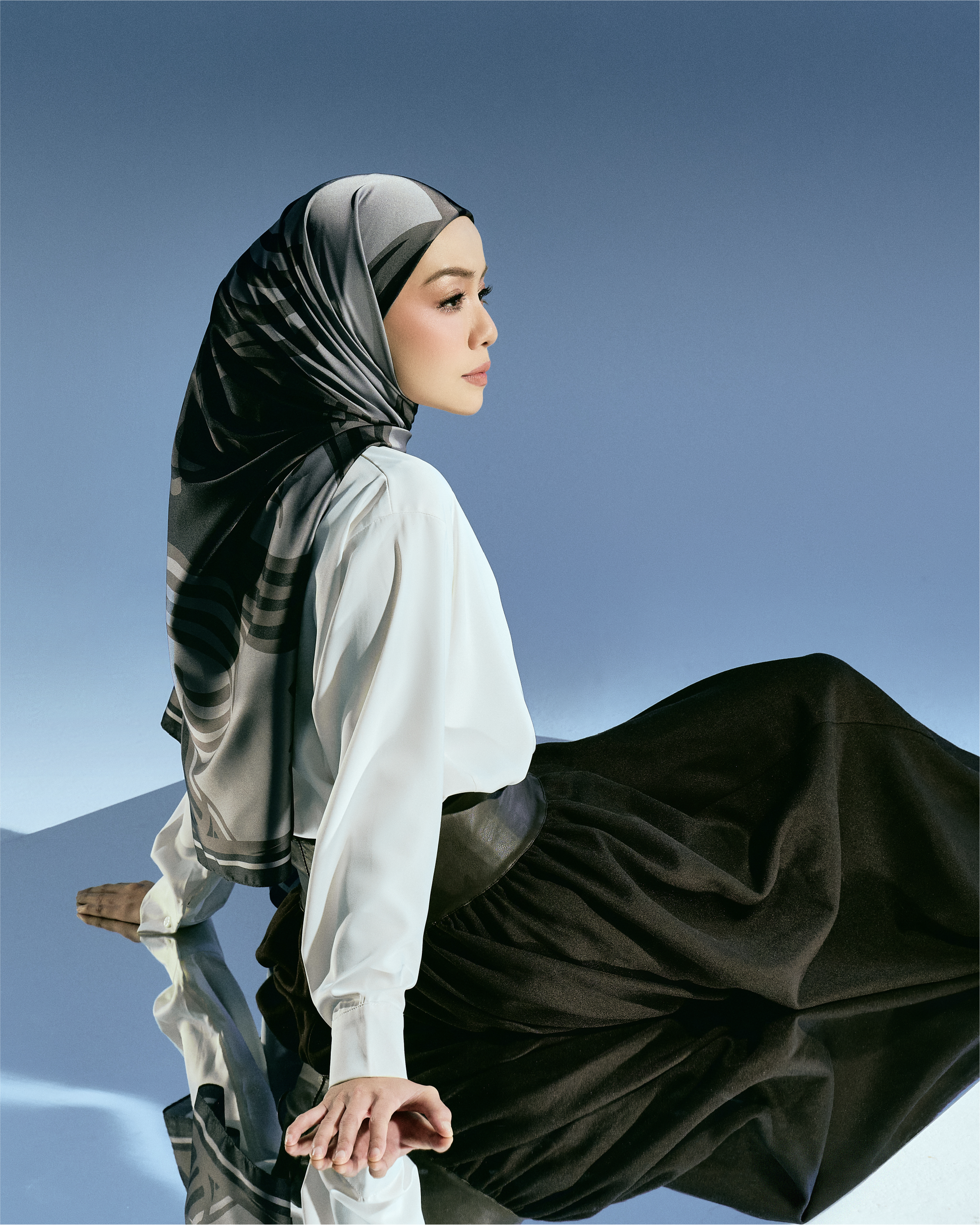 Linéa Satin Square - Black