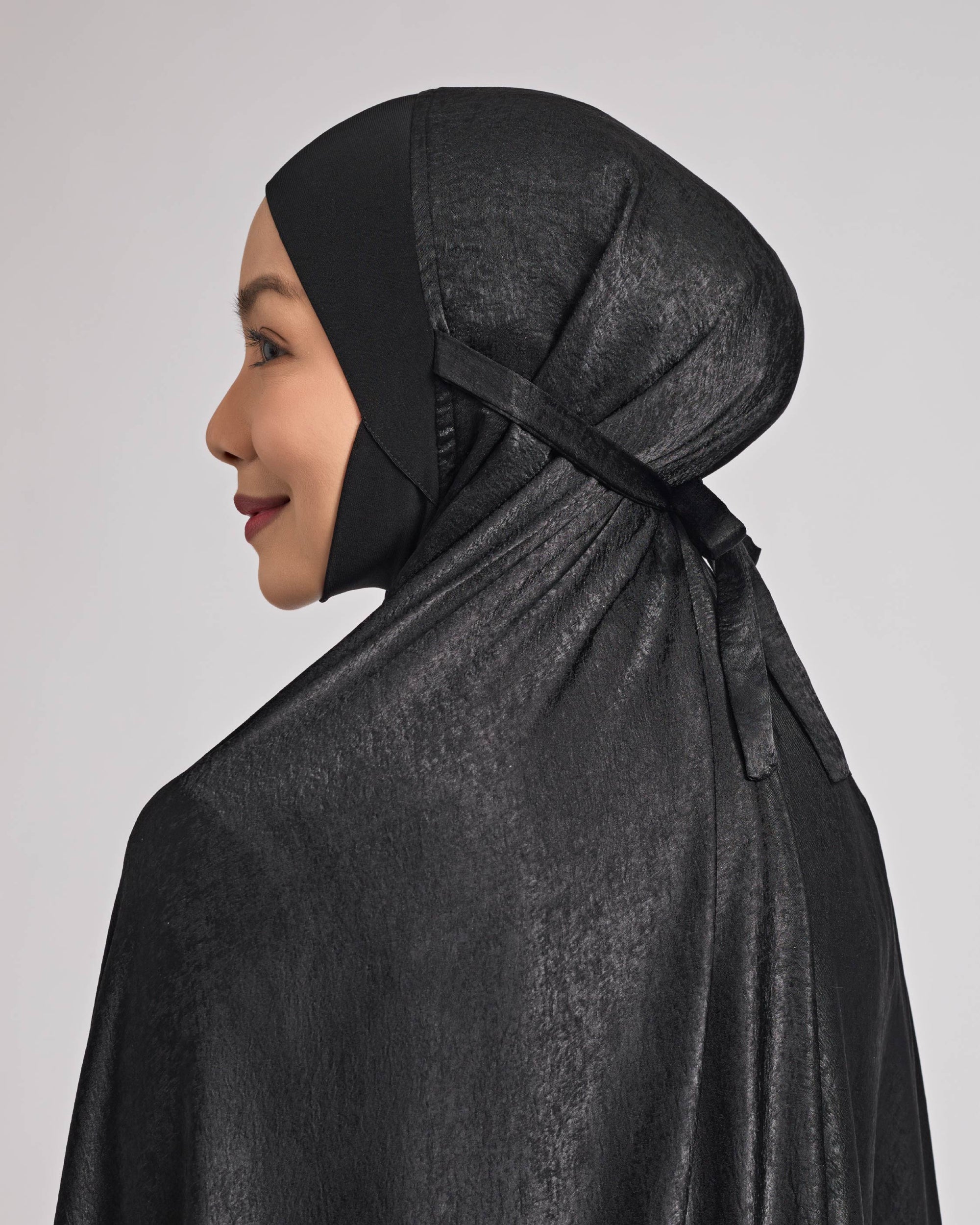 Elina Prayer Robe - Black