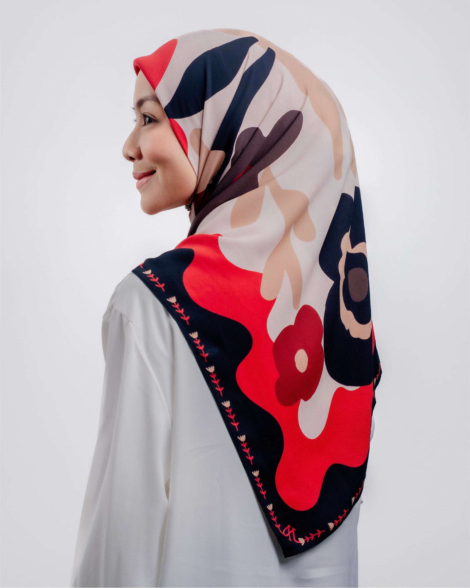 Bloom Pop Square - Black