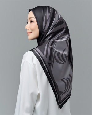 Linéa Satin Square - Black