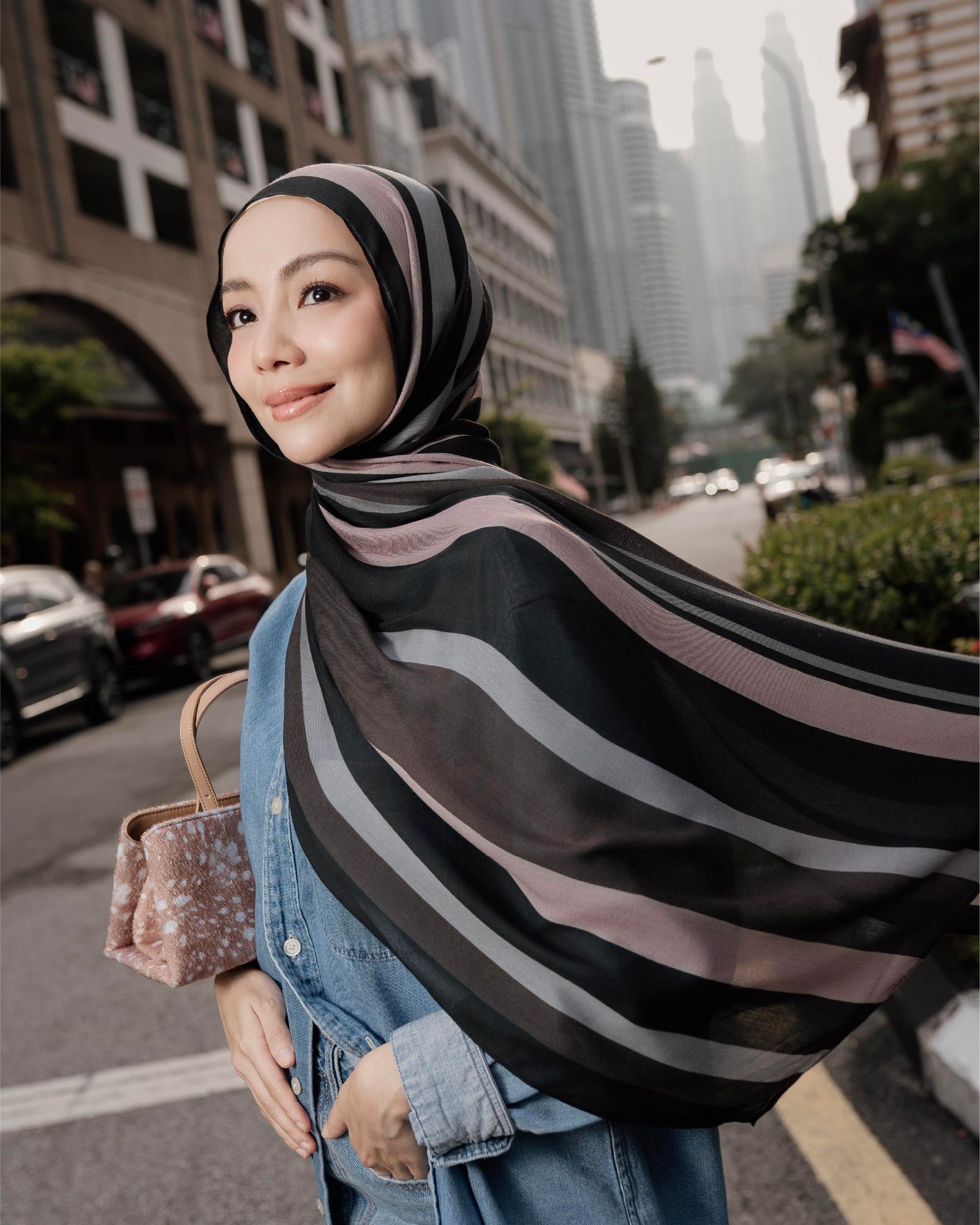 Cloudline Shawl - Black