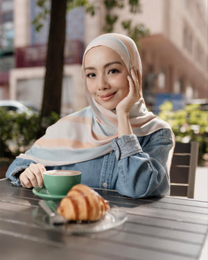 Cloudline Shawl - Blue
