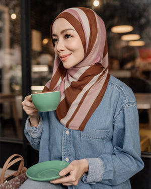 Cloudline Shawl - Brown