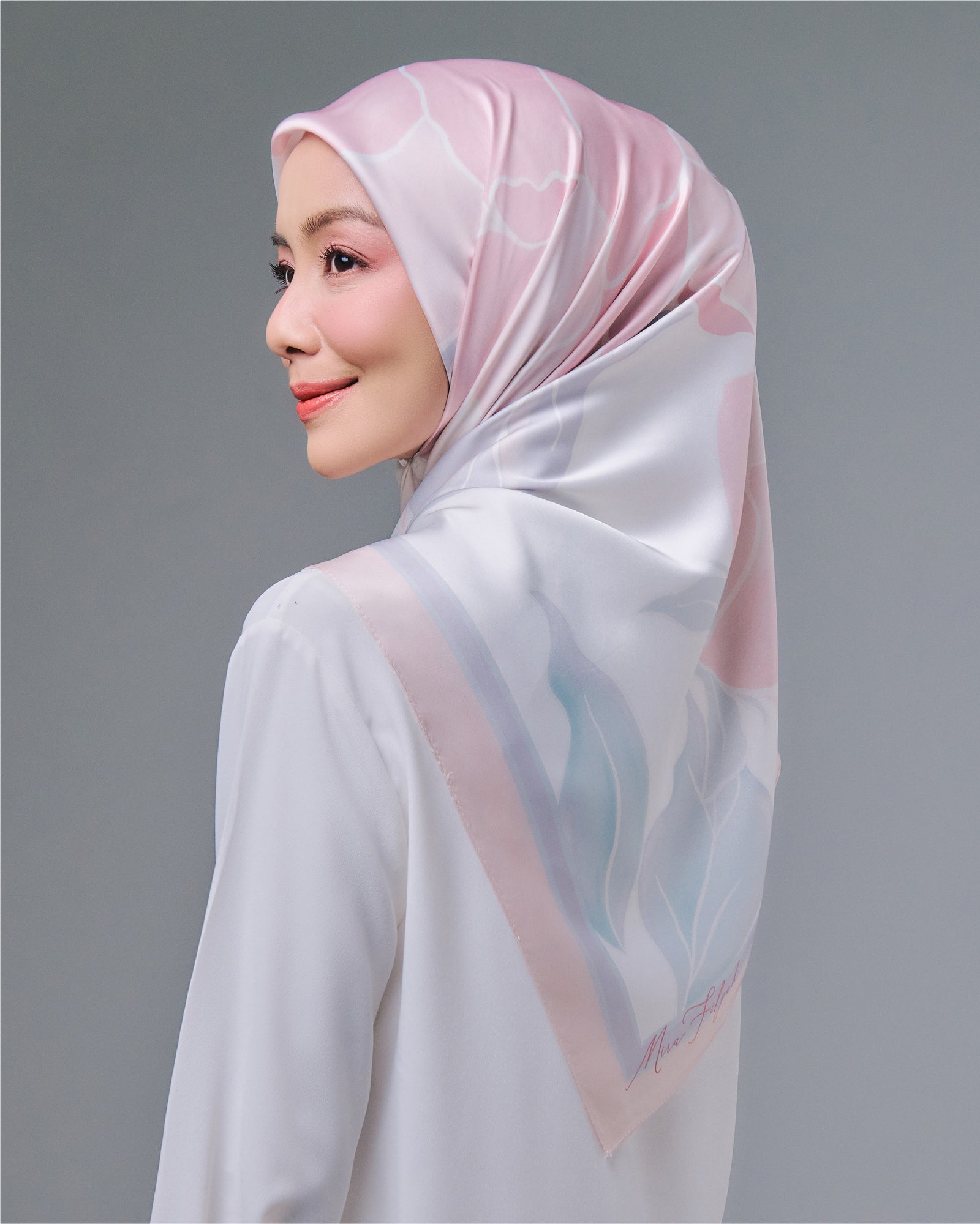 Canting Square - White