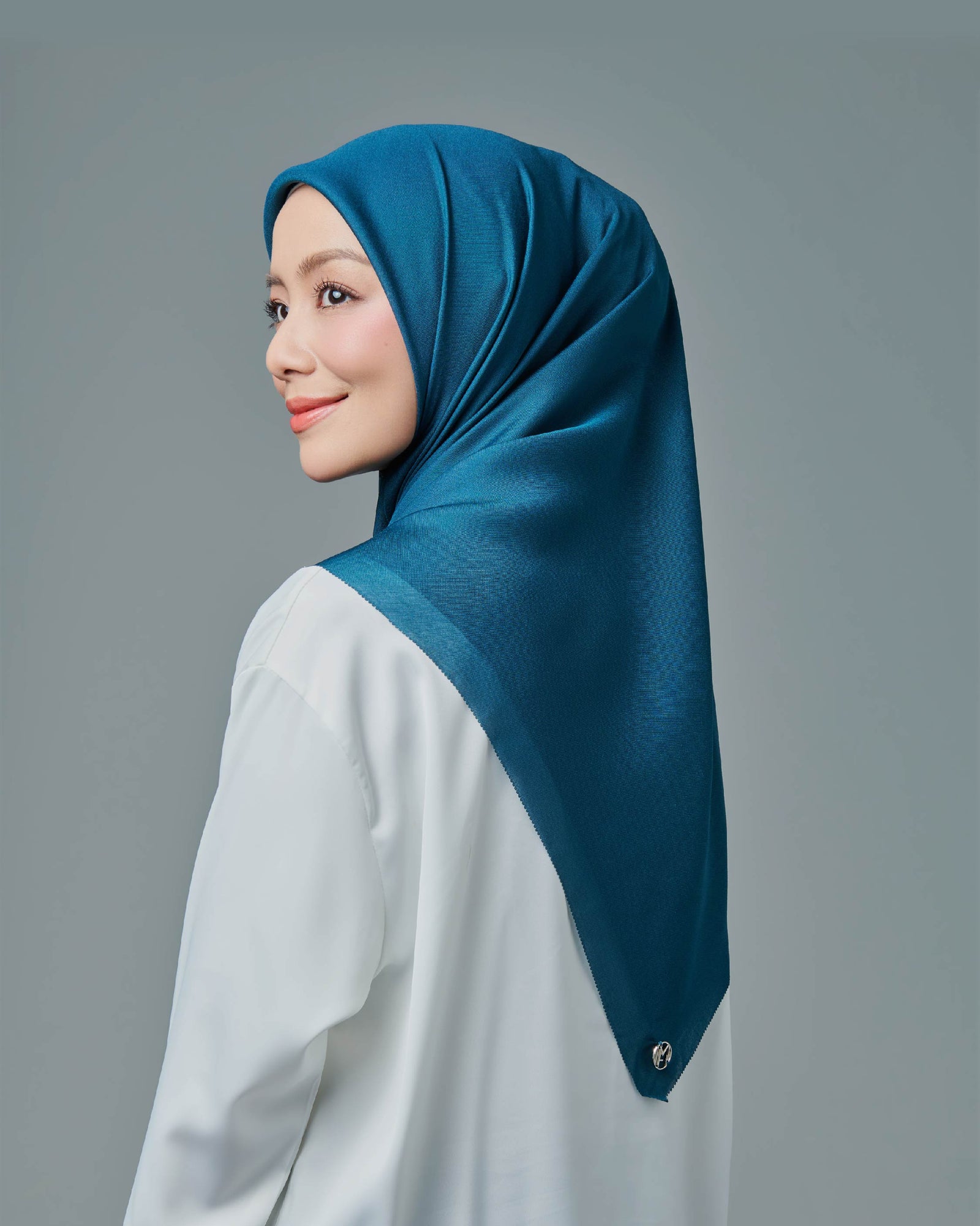 Go-To Scarf - Majolica Blue