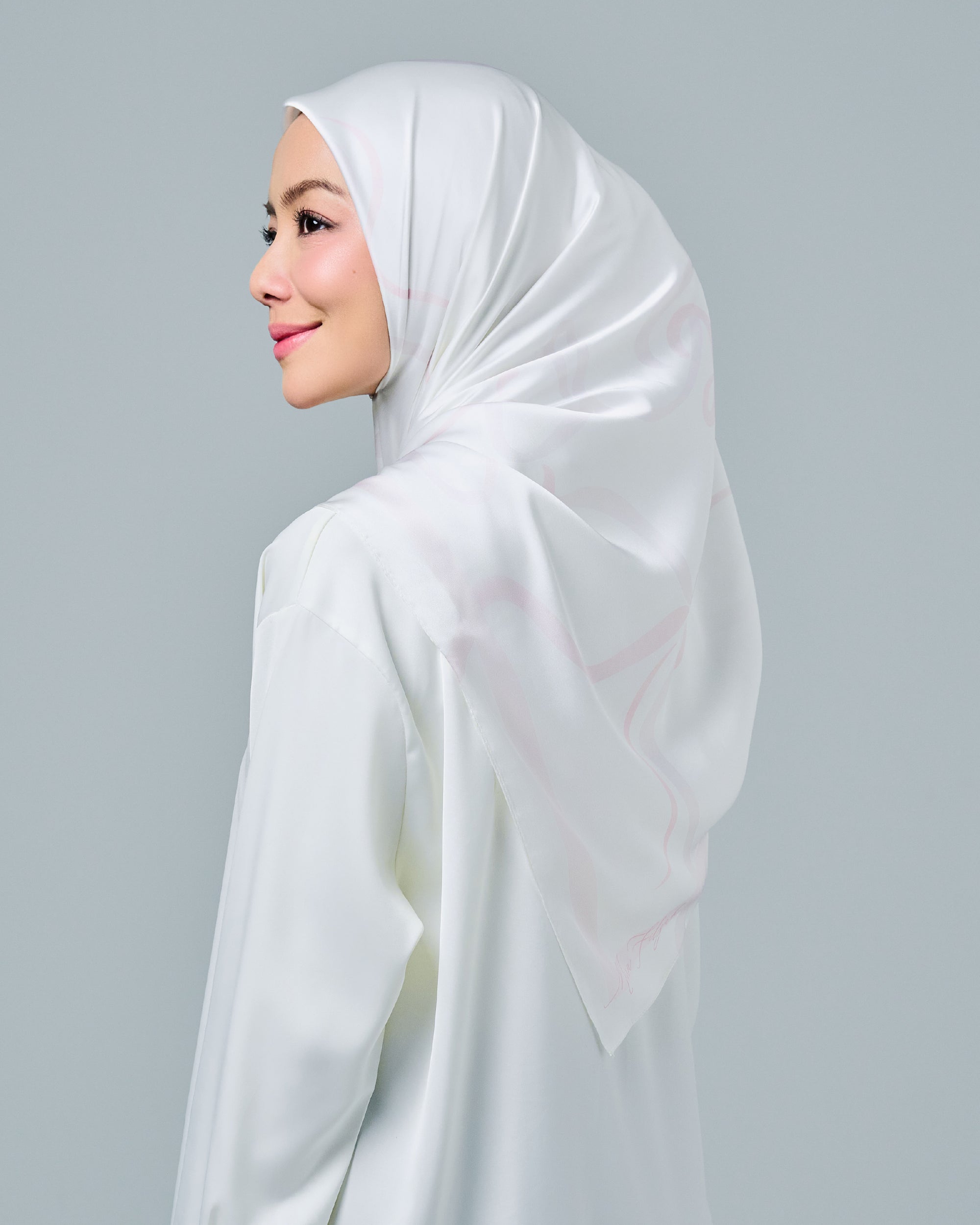 Petite Bow Satin Shawl - Baby Pink
