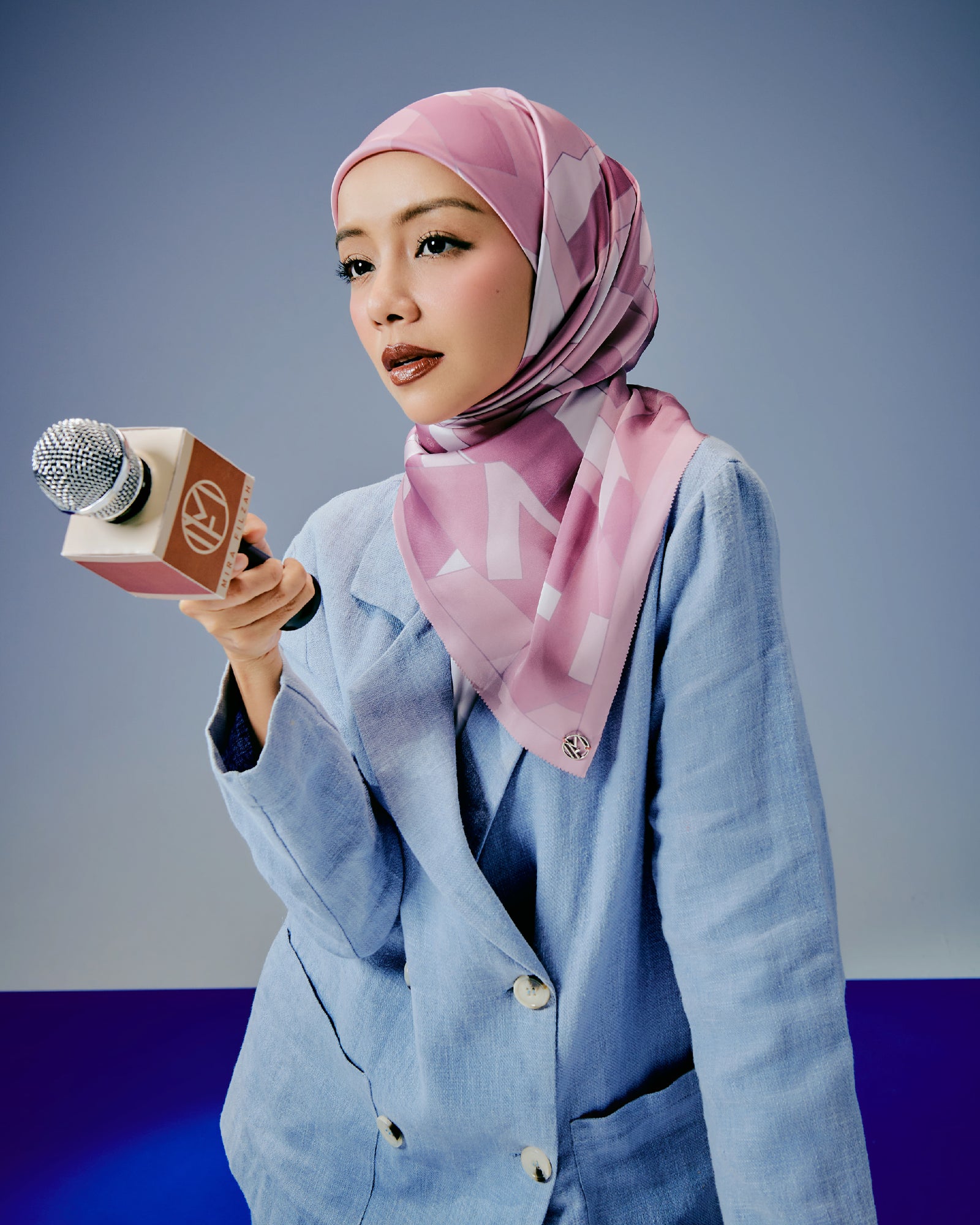 Kaleidoscope Square - Aurelia