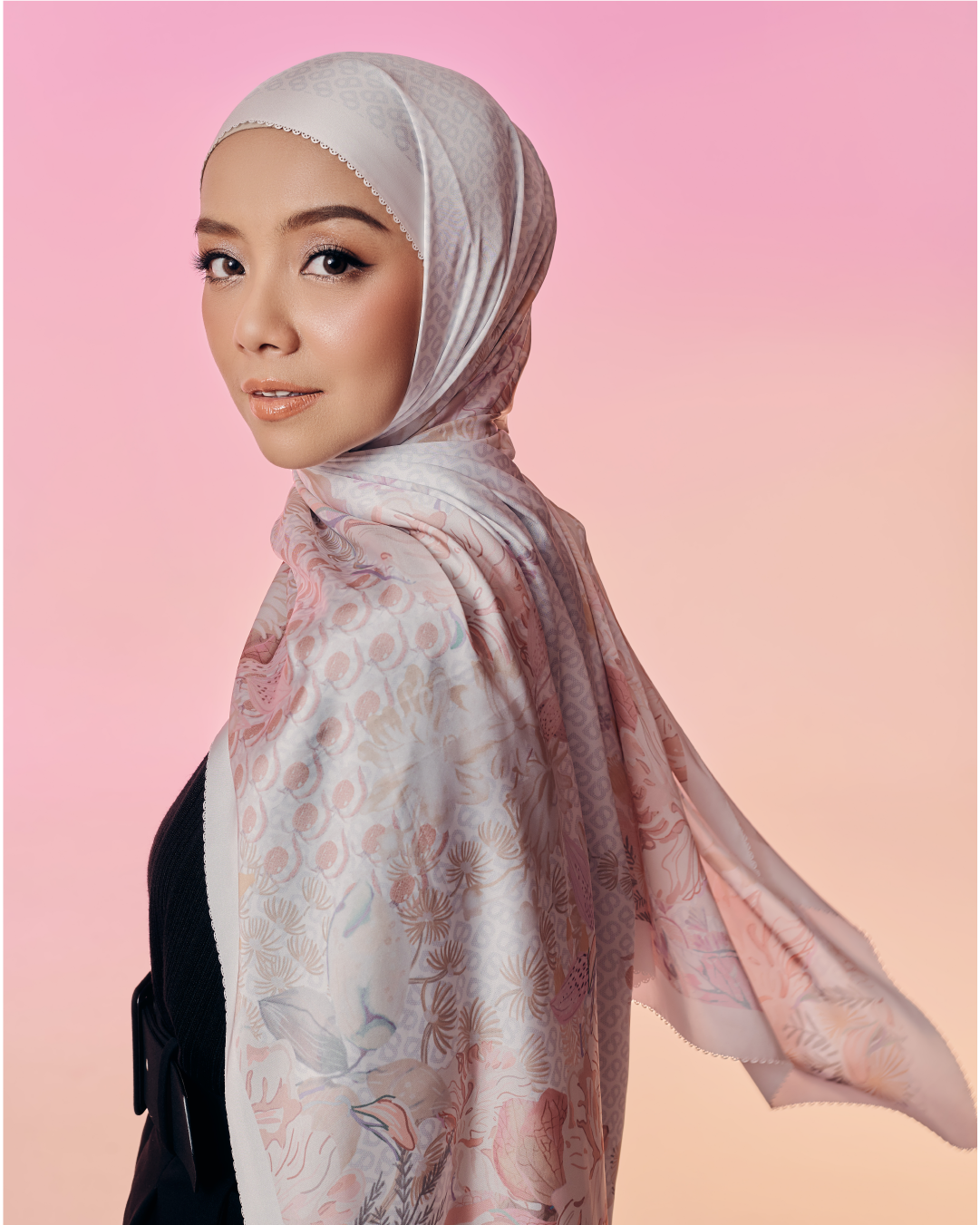 The Gardenia Satin Shawl - Lily