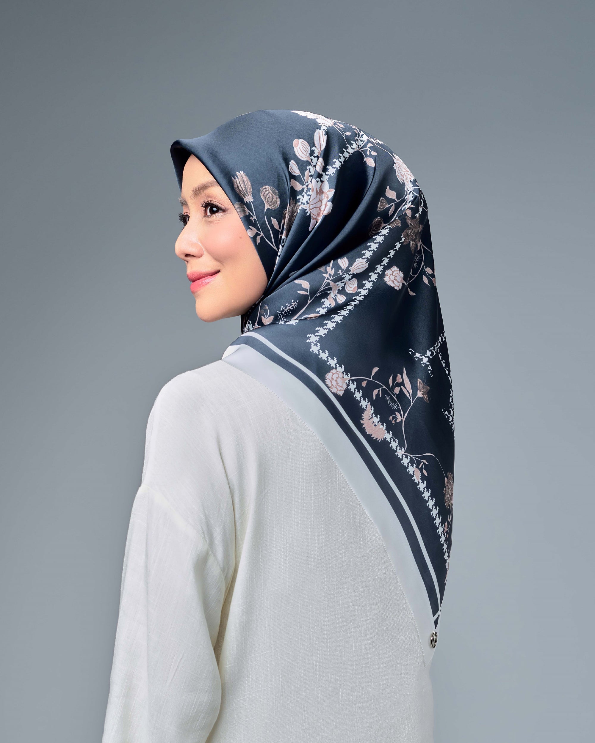 Mira Filzah Anniversary Satin Square - Navy