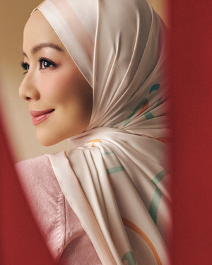Petite Bow Satin Shawl - Orange