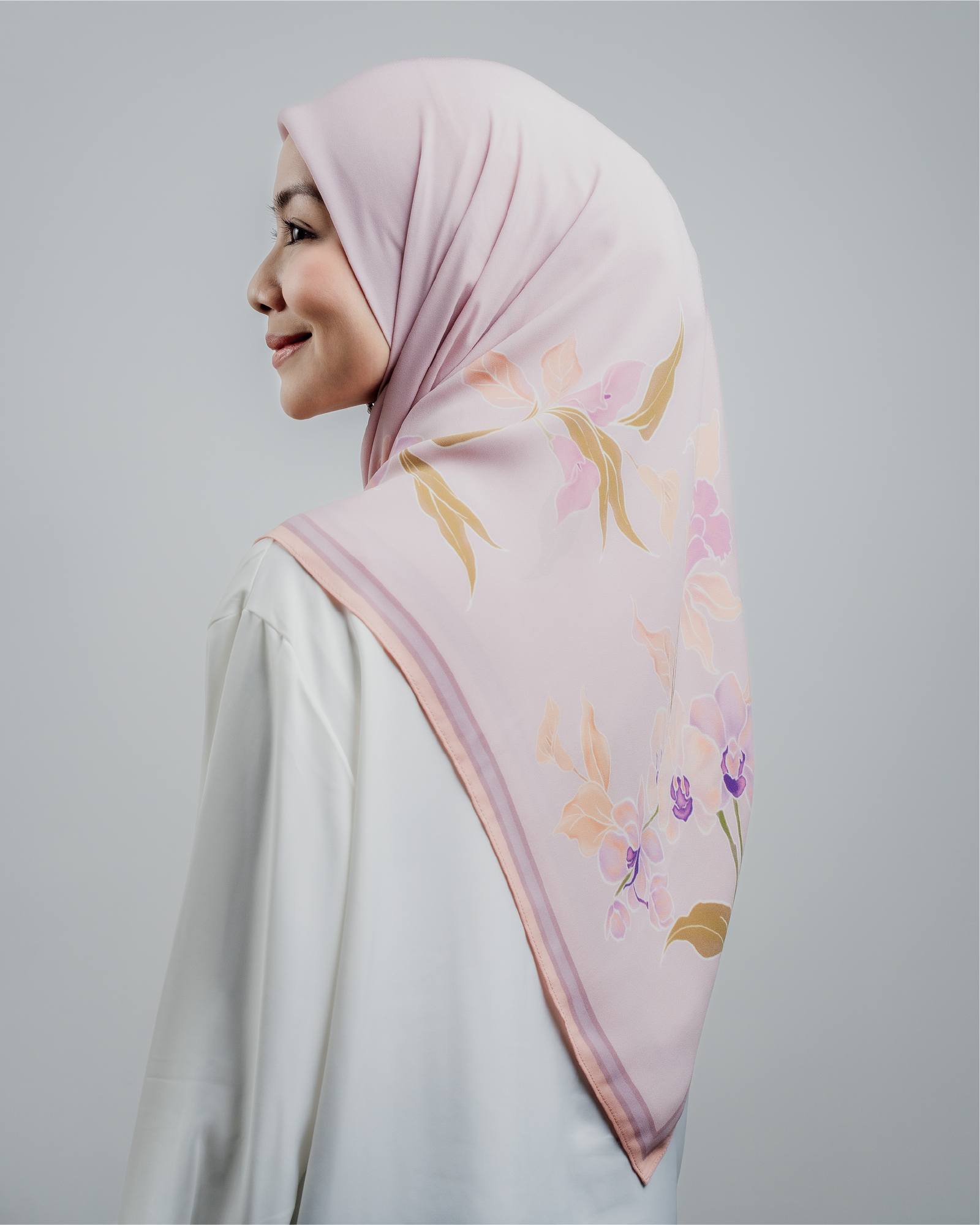 Canting II Square - Pink