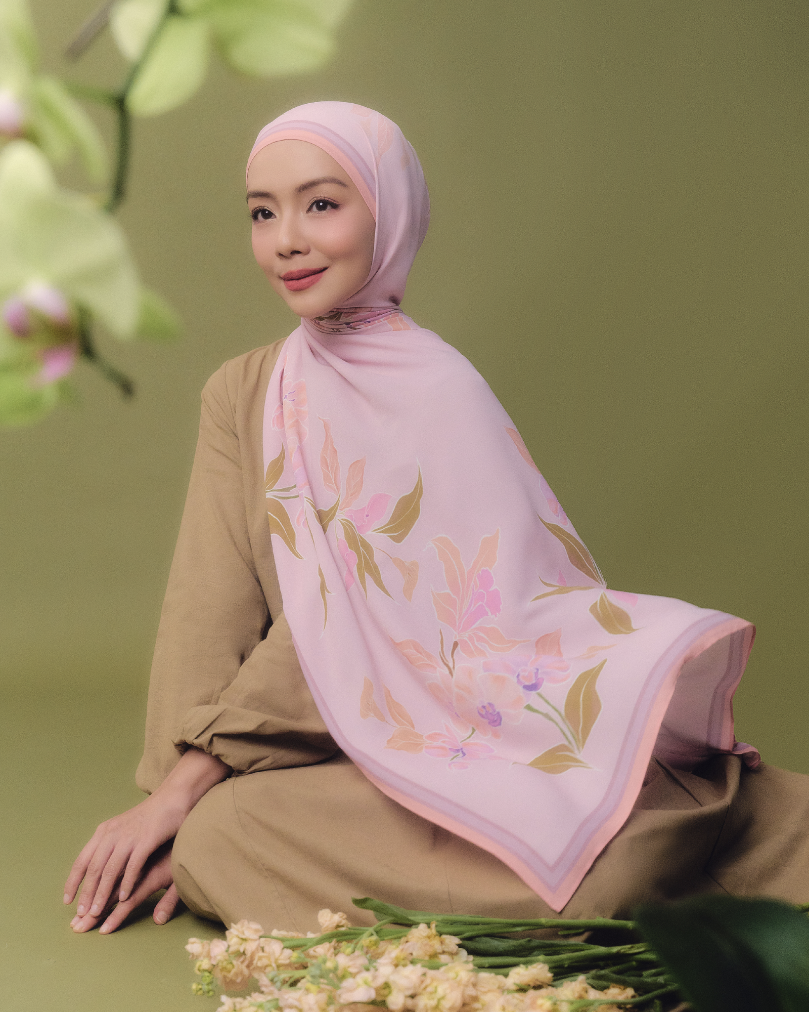 Canting II Square - Pink