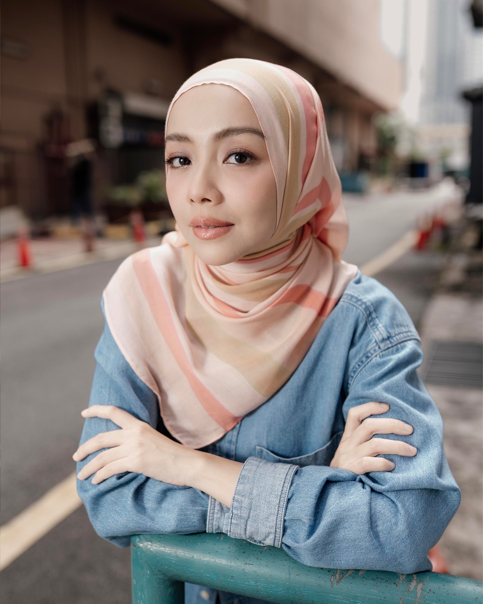 Cloudline Shawl - Sand