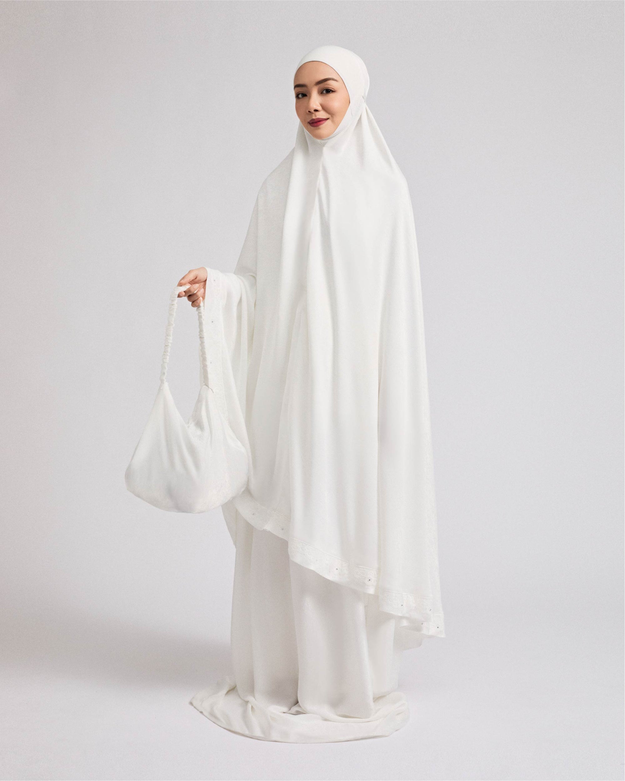 Elina Prayer Robe - White