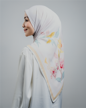 Canting II Square - White