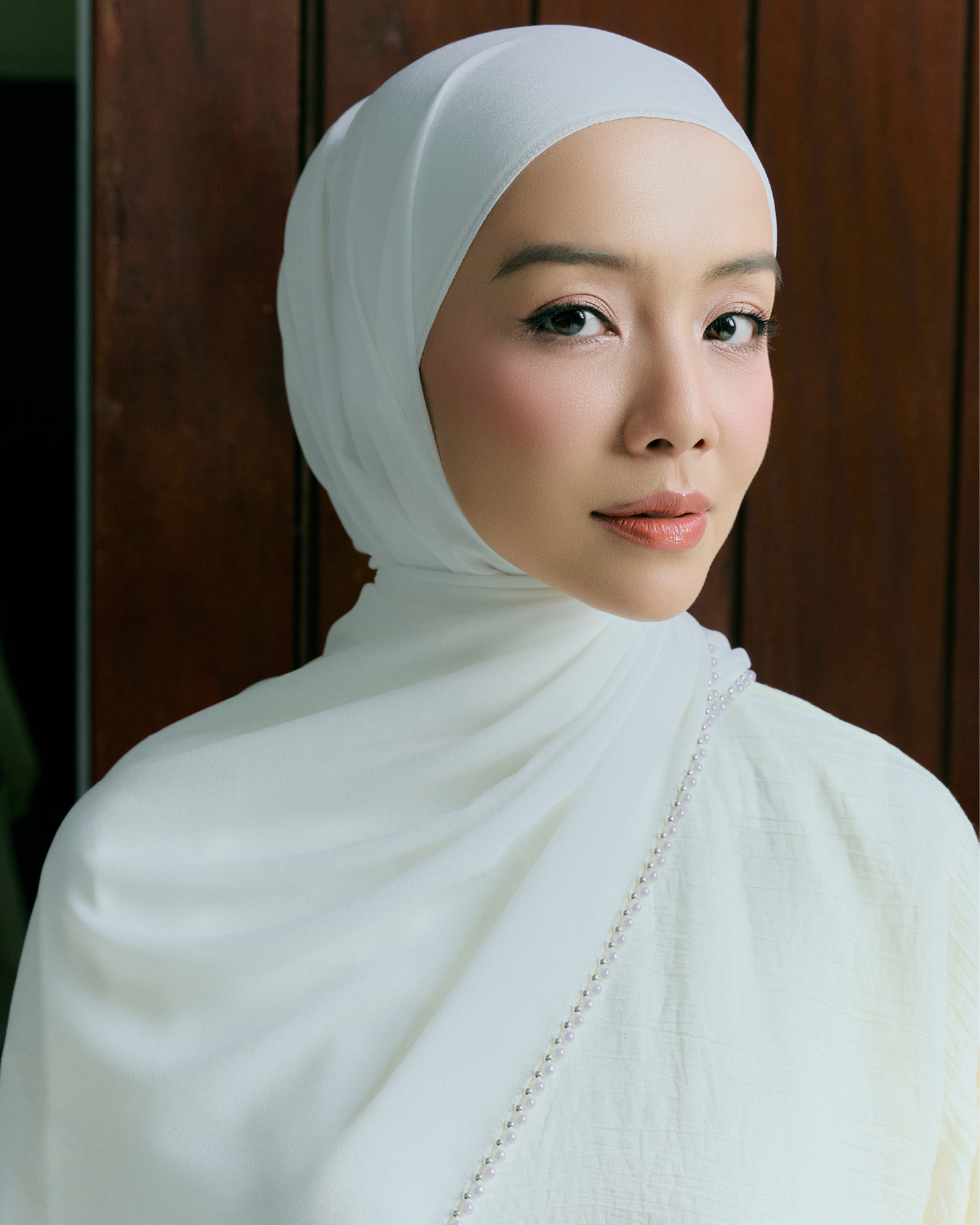 Suri Beaded Shawl - White