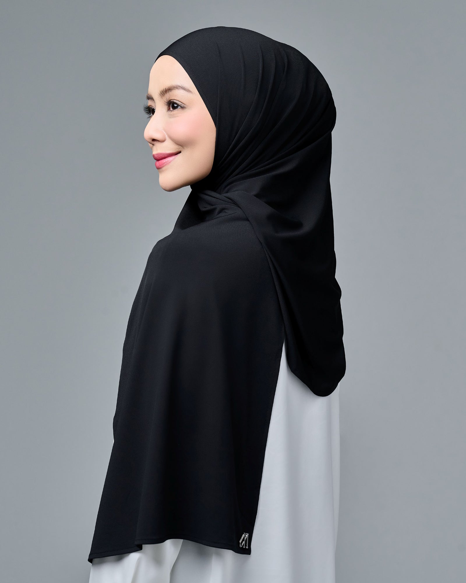 Slay-sa Shawl - Black